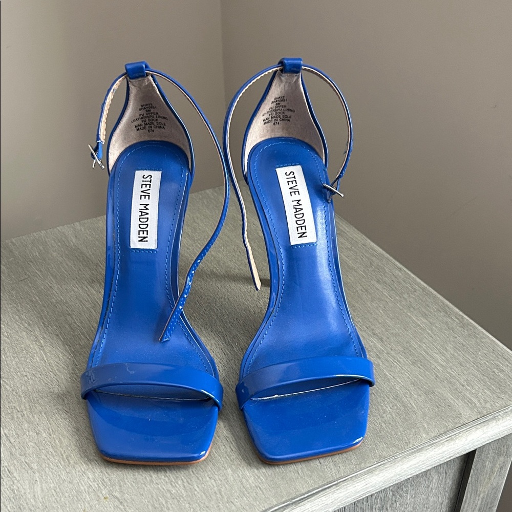 Steve Madden Bright Blue Strappy Heeled Sandals | Size 6M | Like New